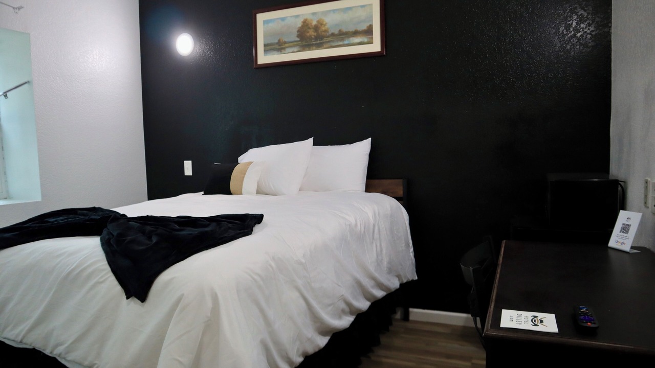 Photo of Bedroom in Dilley