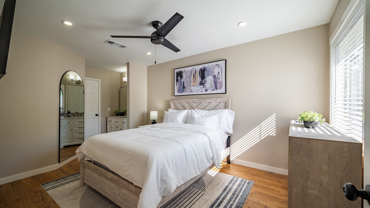 Photo of Bedroom in Energy Corridor
