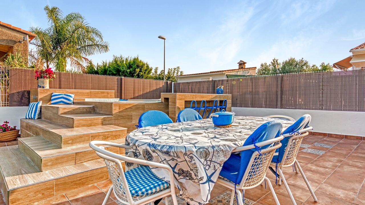 Photo of Outdoor in Oliva