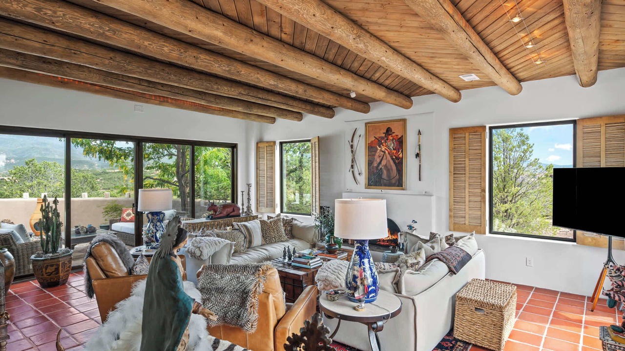 Photo of Livingroom in Santa Fe
