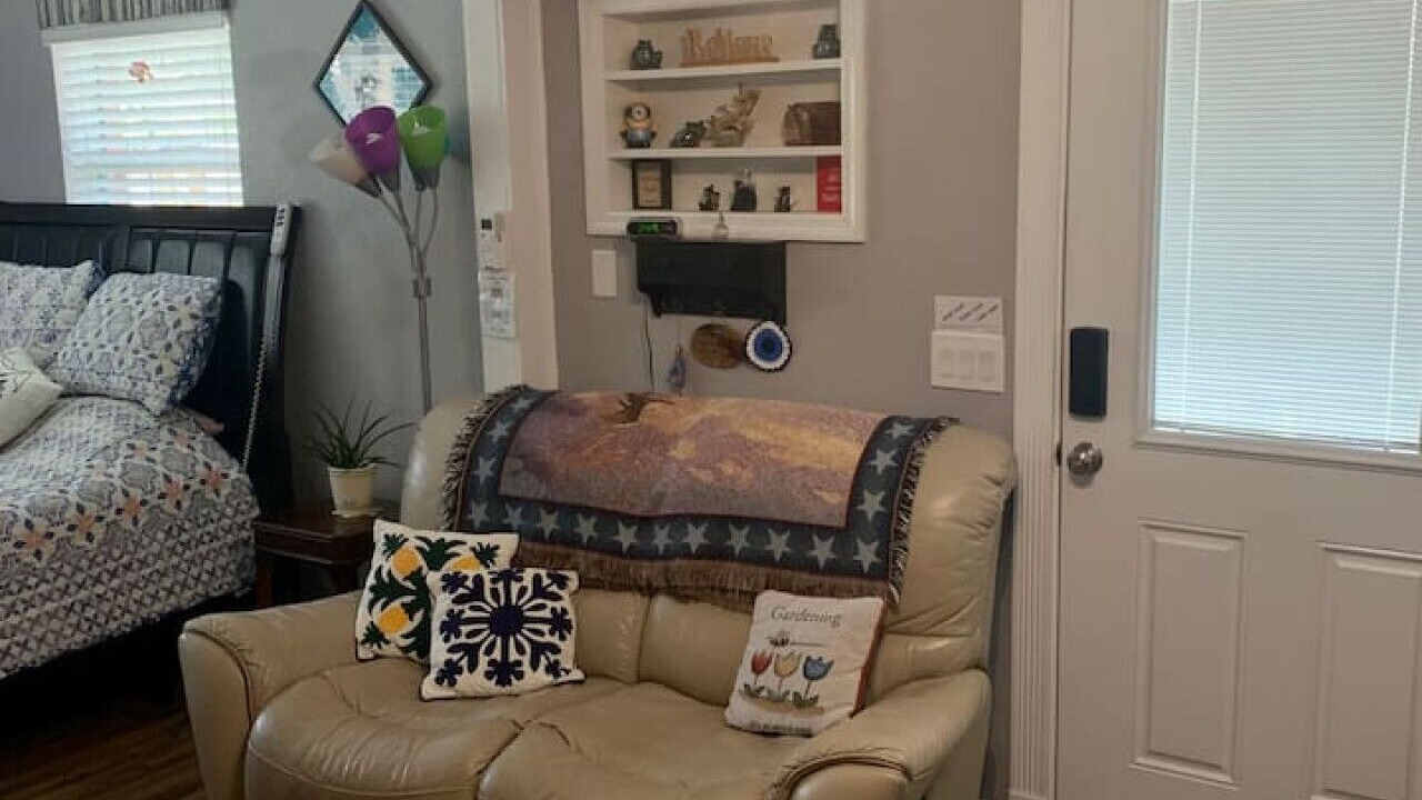 Photo of Livingroom in Winter Haven
