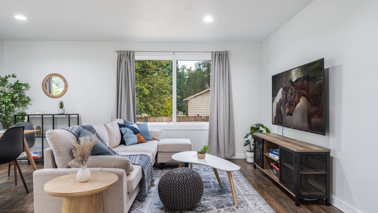 Photo of Livingroom in South Tacoma