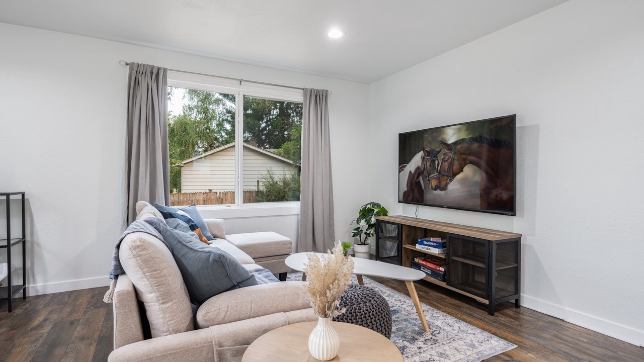 Photo of Livingroom in South Tacoma
