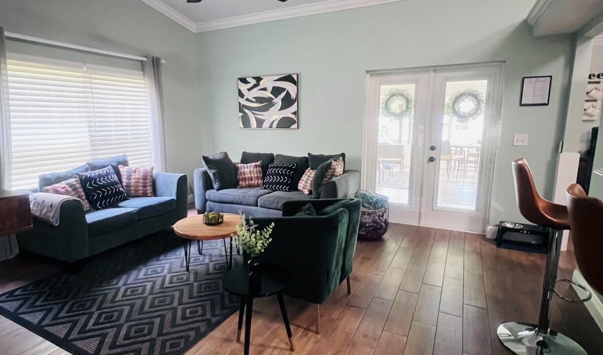 Photo of Livingroom in Leesburg