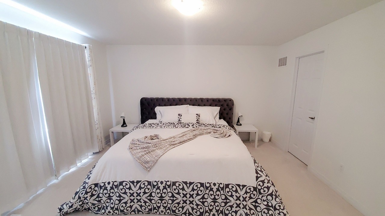 Photo of Bedroom in Thorold
