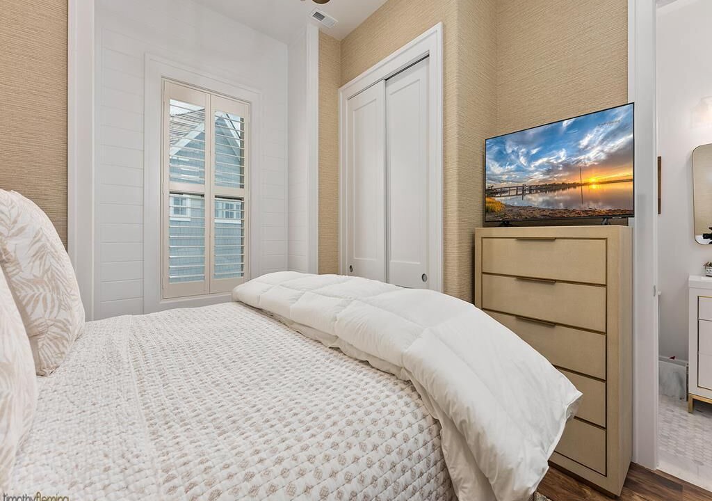 Photo of Bedroom in Stone Harbor