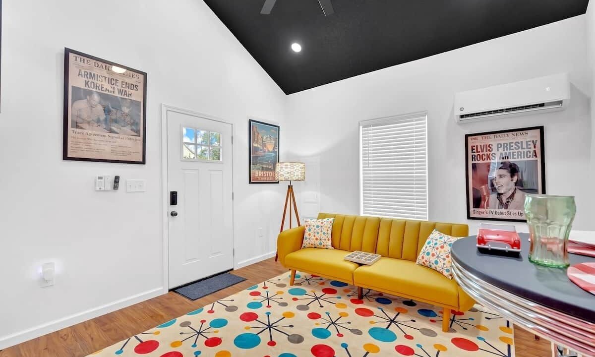 Photo of Livingroom in Bristol
