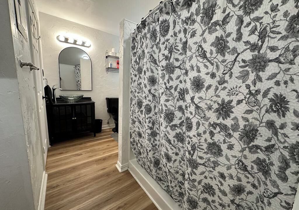Photo of Bathroom in West Tawakoni