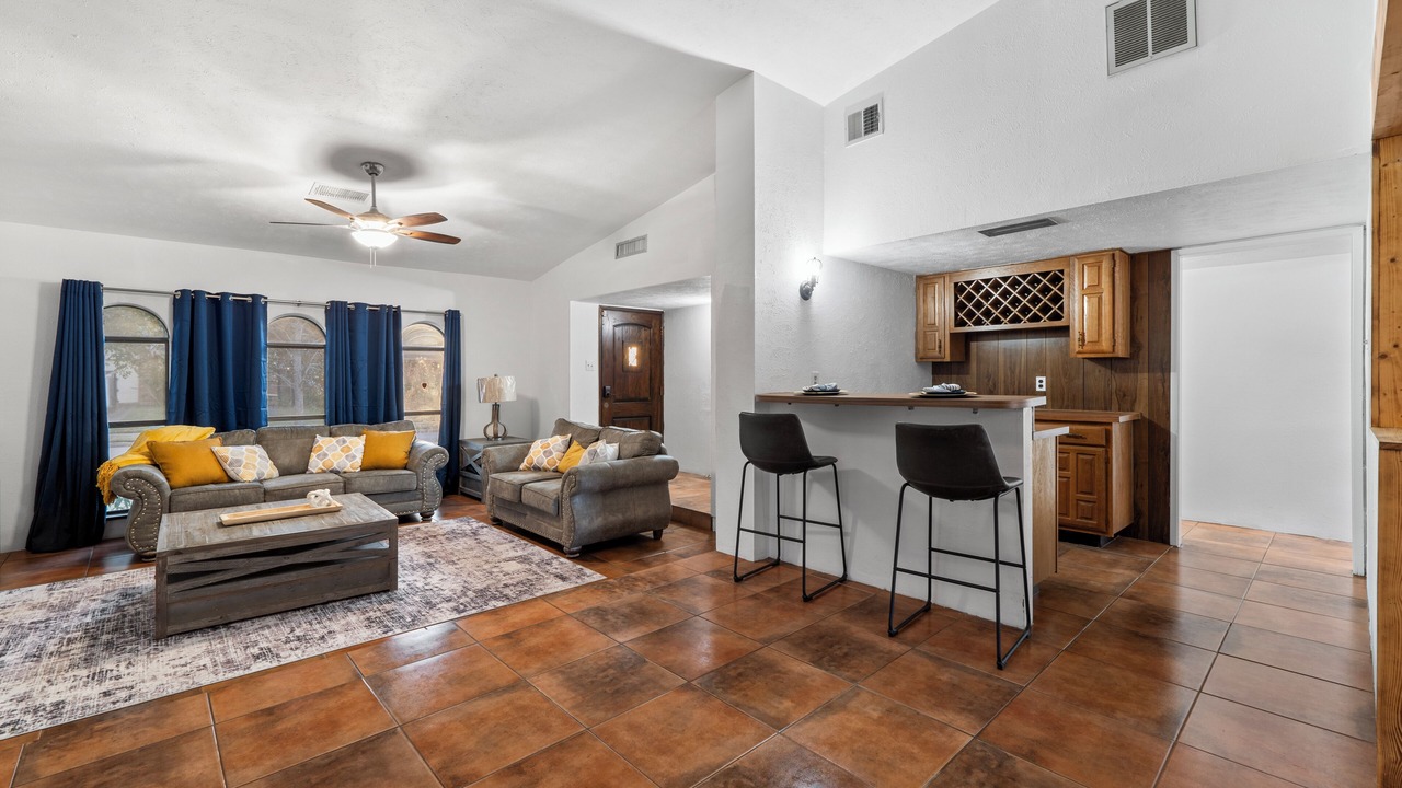 Photo of Livingroom in Mission Bend