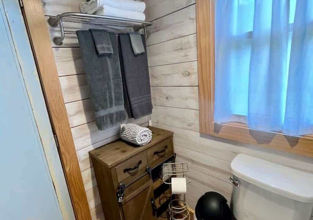 Photo of Bathroom in Todd
