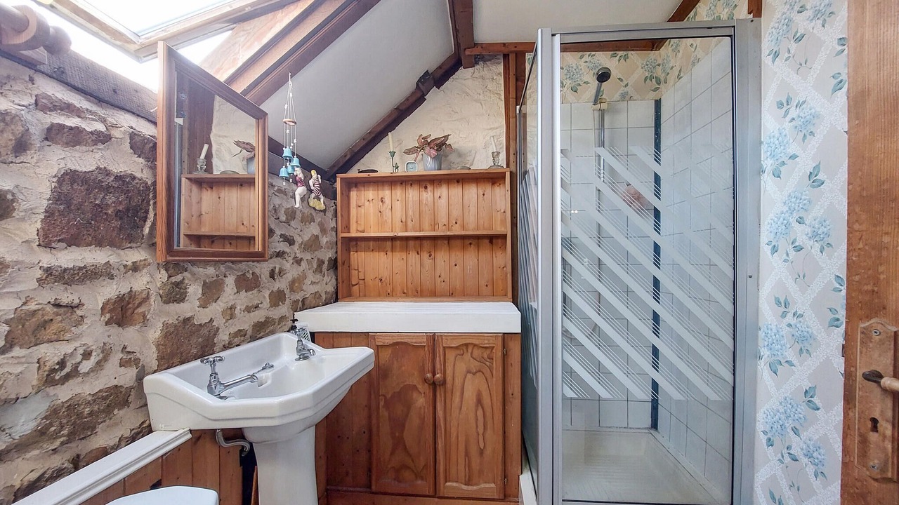 Photo of Bathroom in Le Ferre