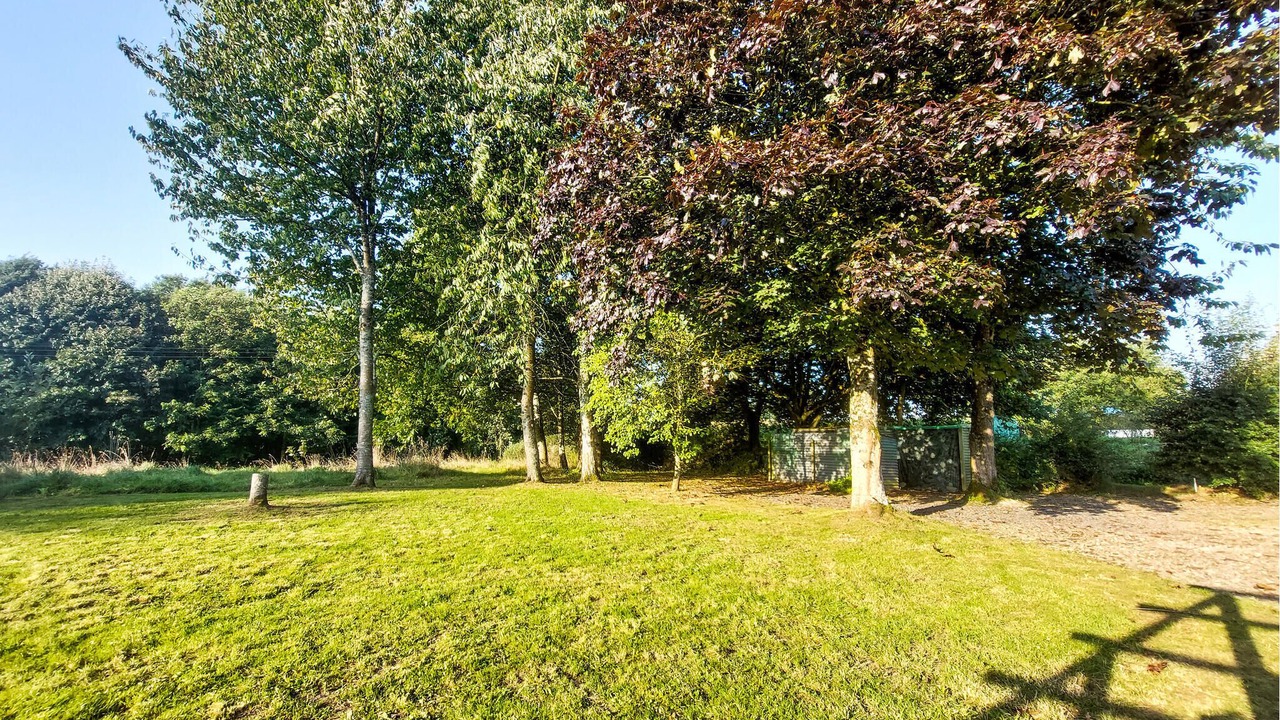 Photo of Others in Le Ferre