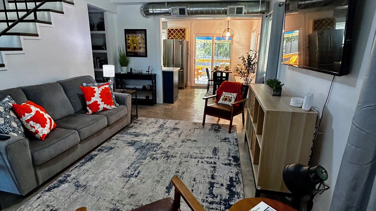 Photo of Livingroom in Parker Lane