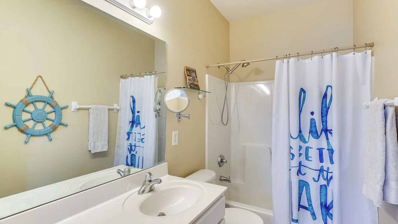 Photo of Bathroom in Camdenton