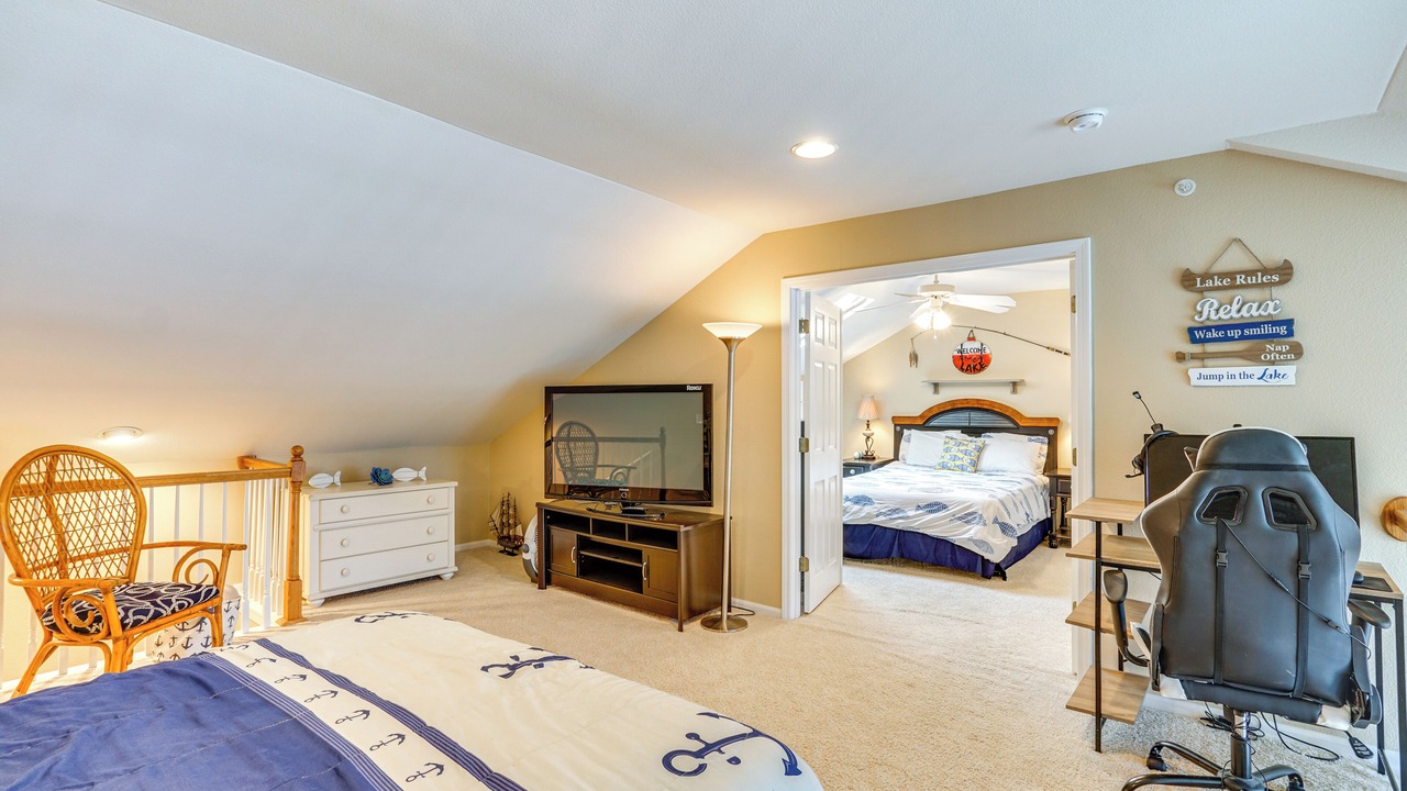 Photo of Bedroom in Camdenton