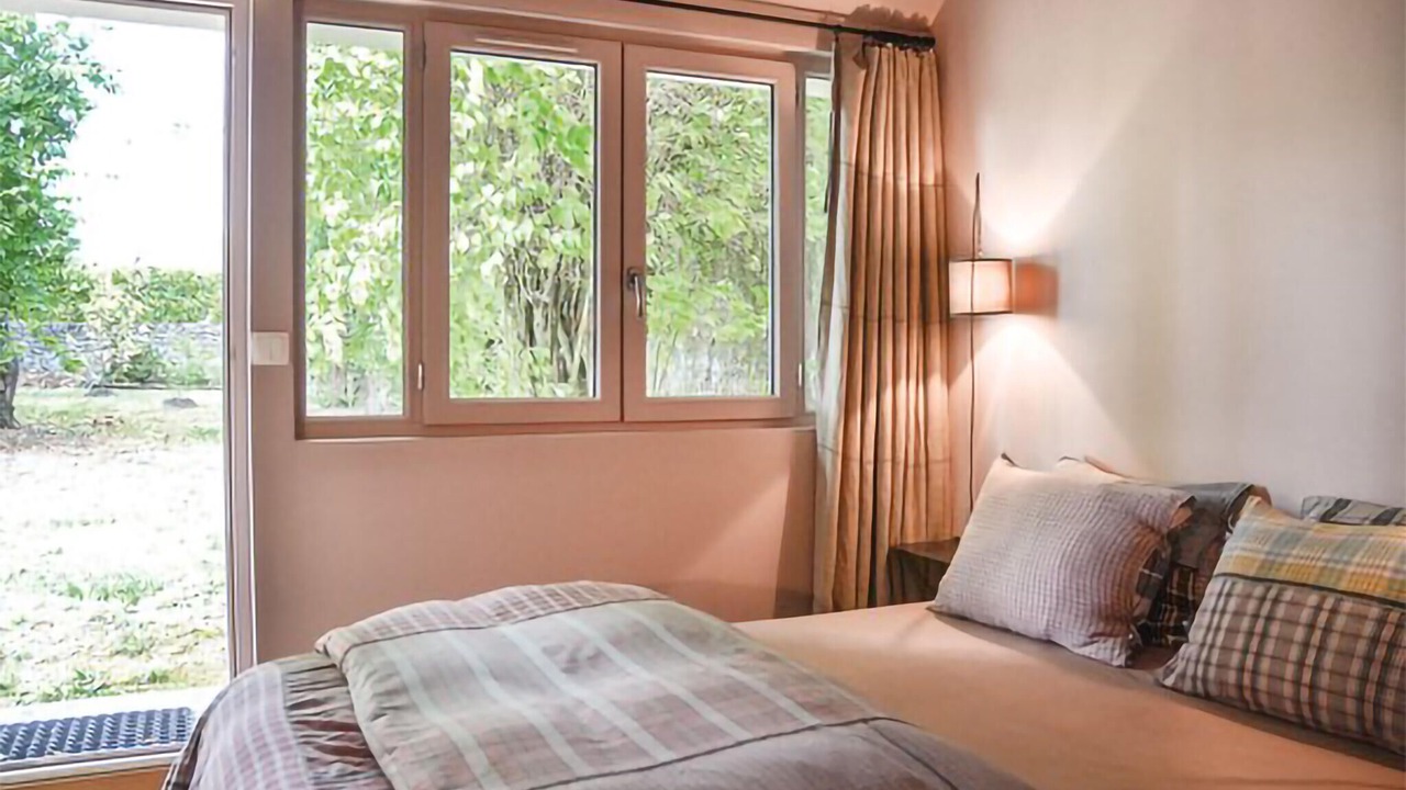 Photo of Others in Billy