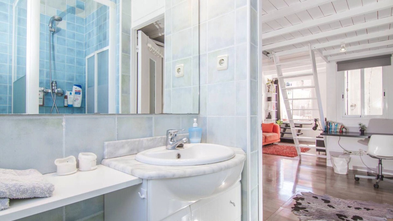 Photo of Bathroom in el Camp d'en Grassot i Gracia Nova