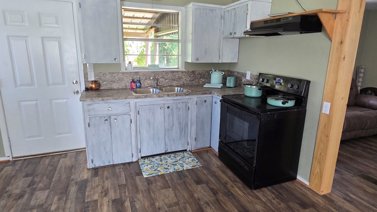 Photo of Kitchen in Smyrna