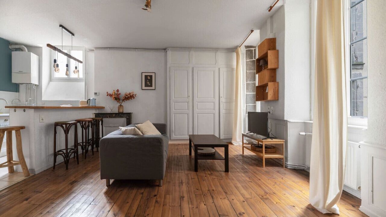 Photo of Livingroom in Clermont Ferrand City Centre