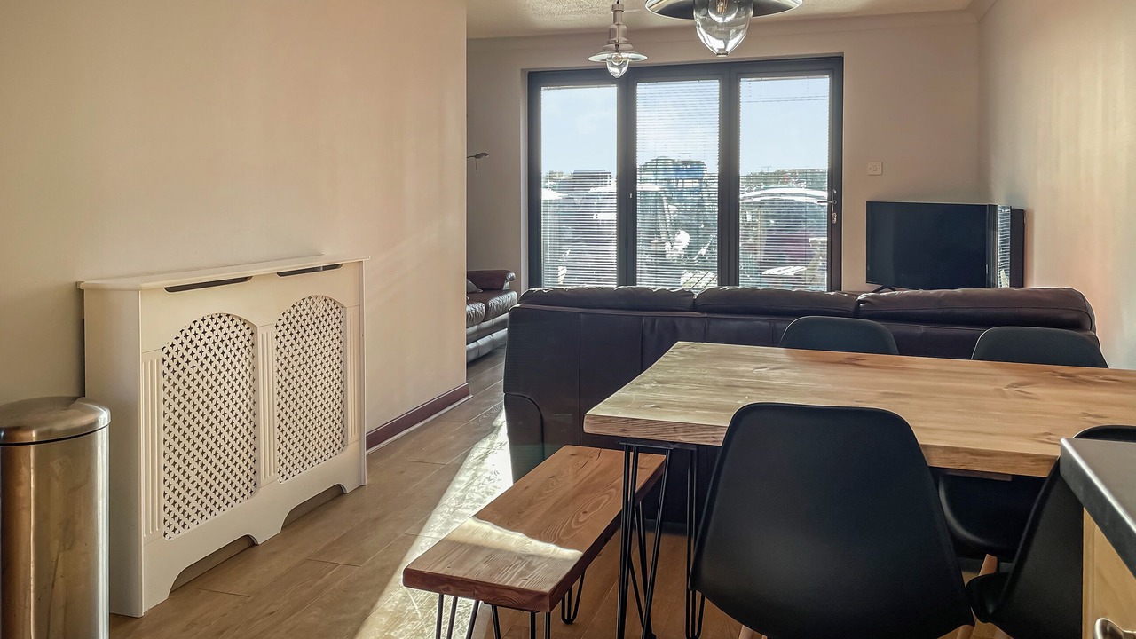 Photo of Others in Horning