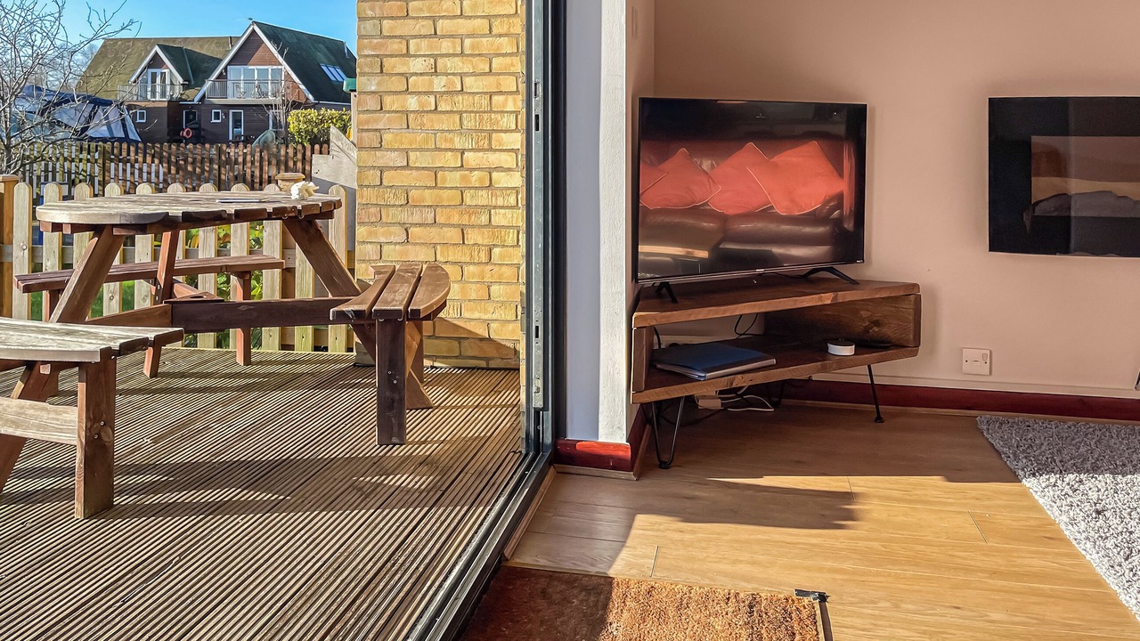 Photo of Others in Horning