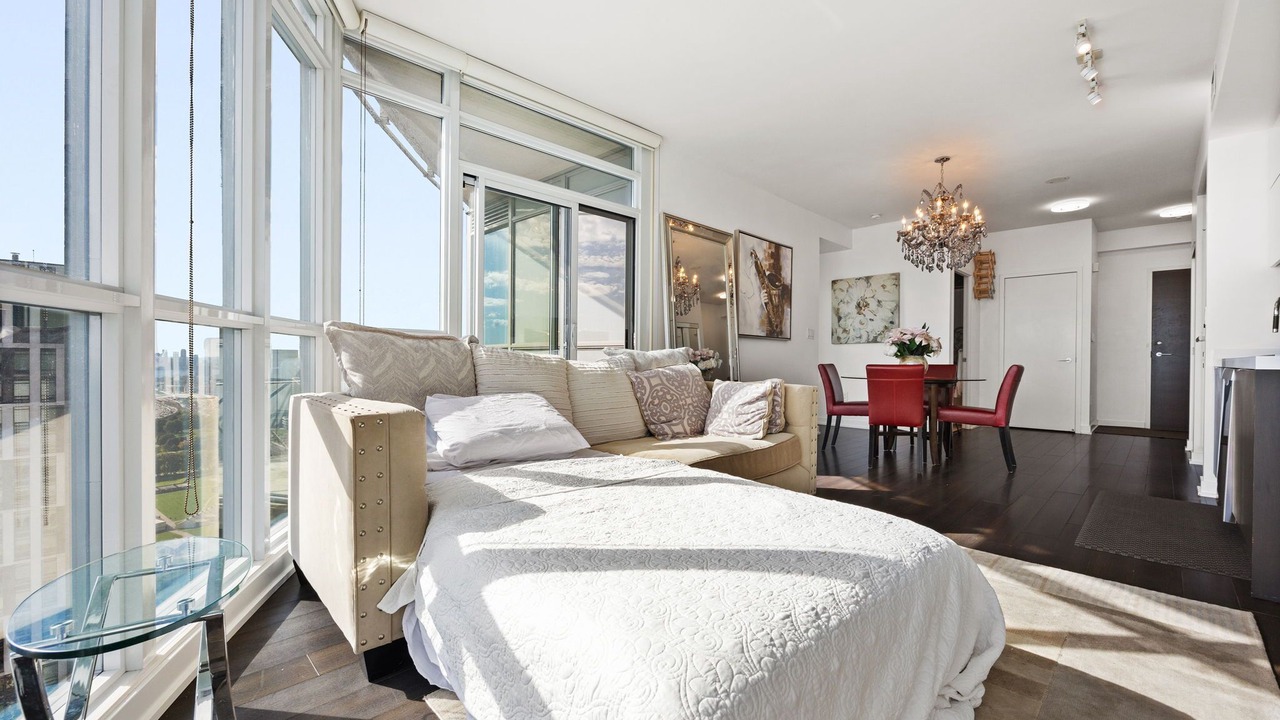 Photo of Livingroom in CityPlace
