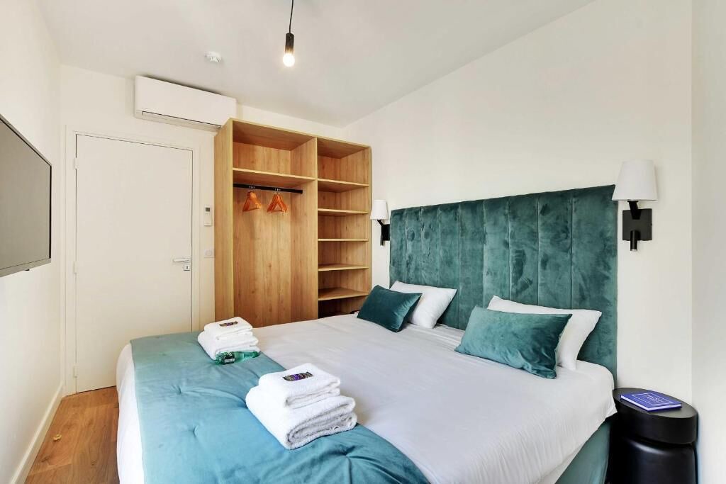 Photo of Bedroom in Levallois-Perret
