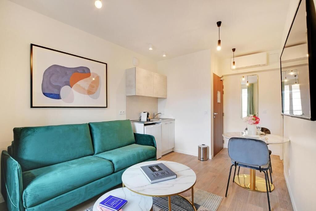 Photo of Livingroom in Levallois-Perret