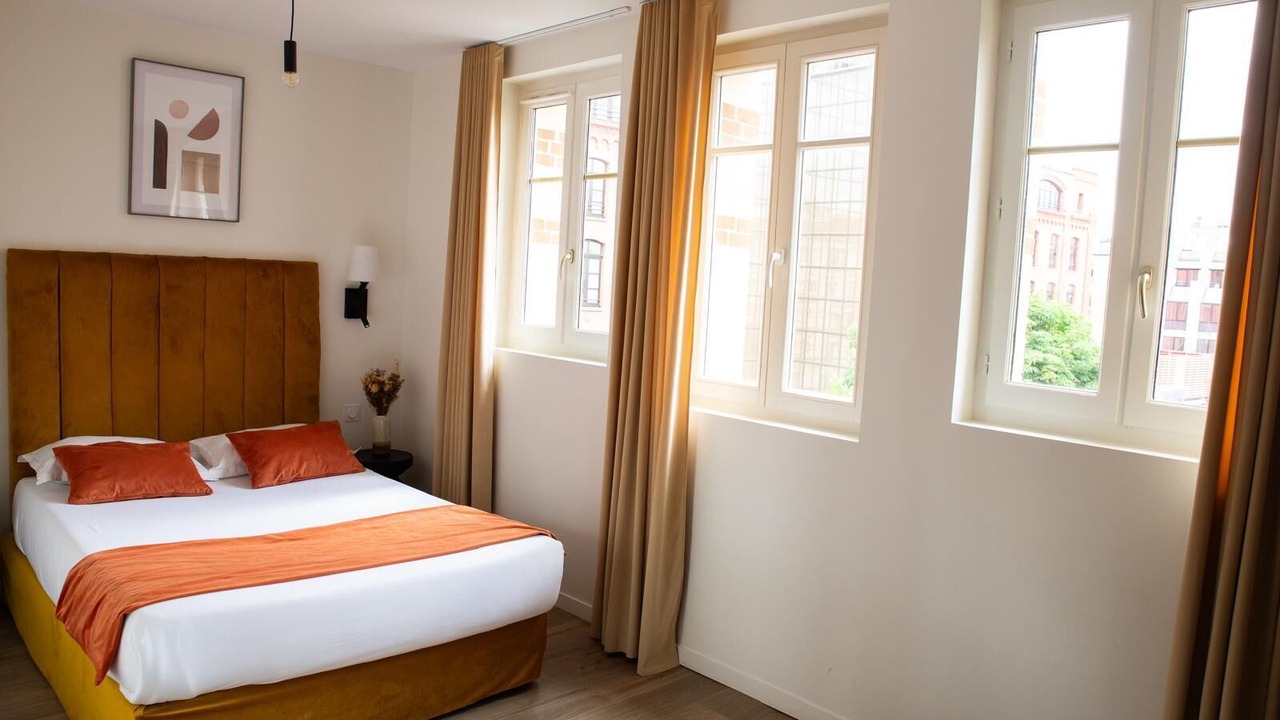 Photo of Bedroom in Levallois-Perret