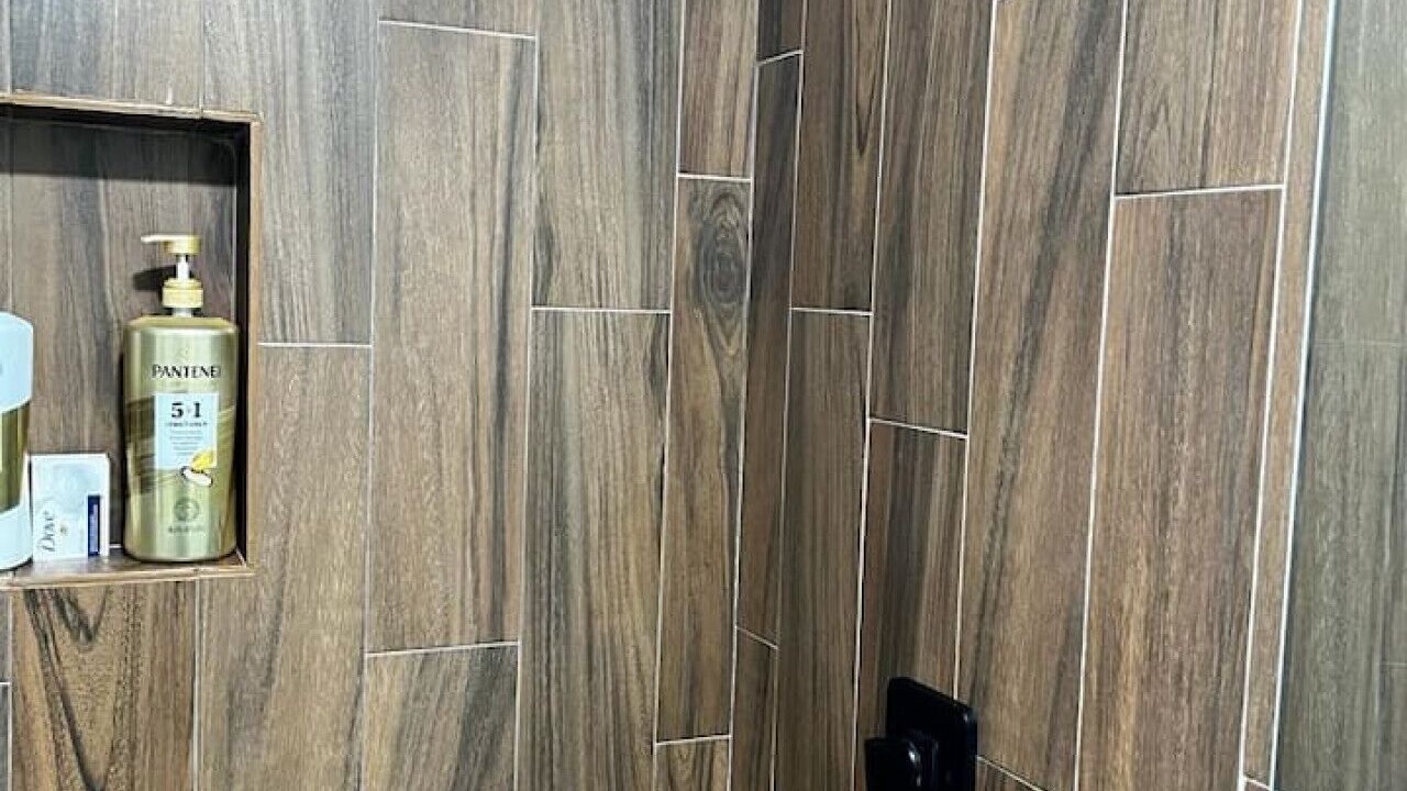 Photo of Bathroom in East Oak Hill
