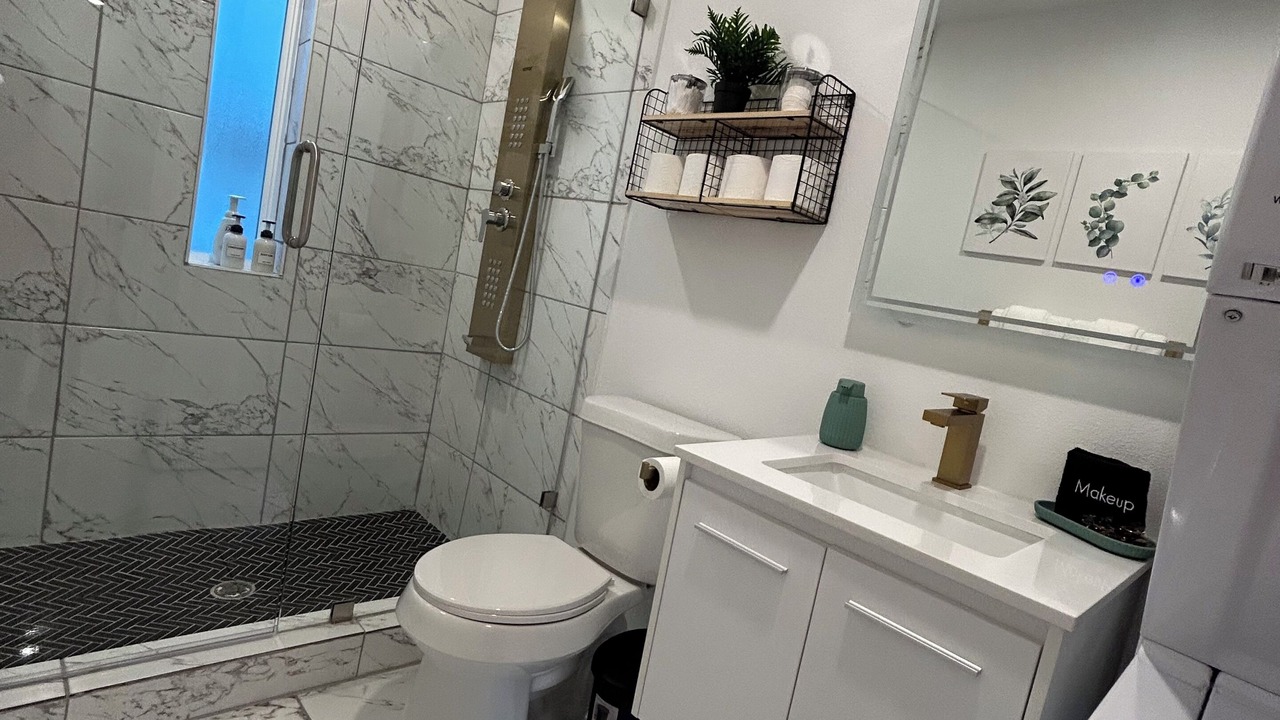 Photo of Bathroom in Old East Dallas