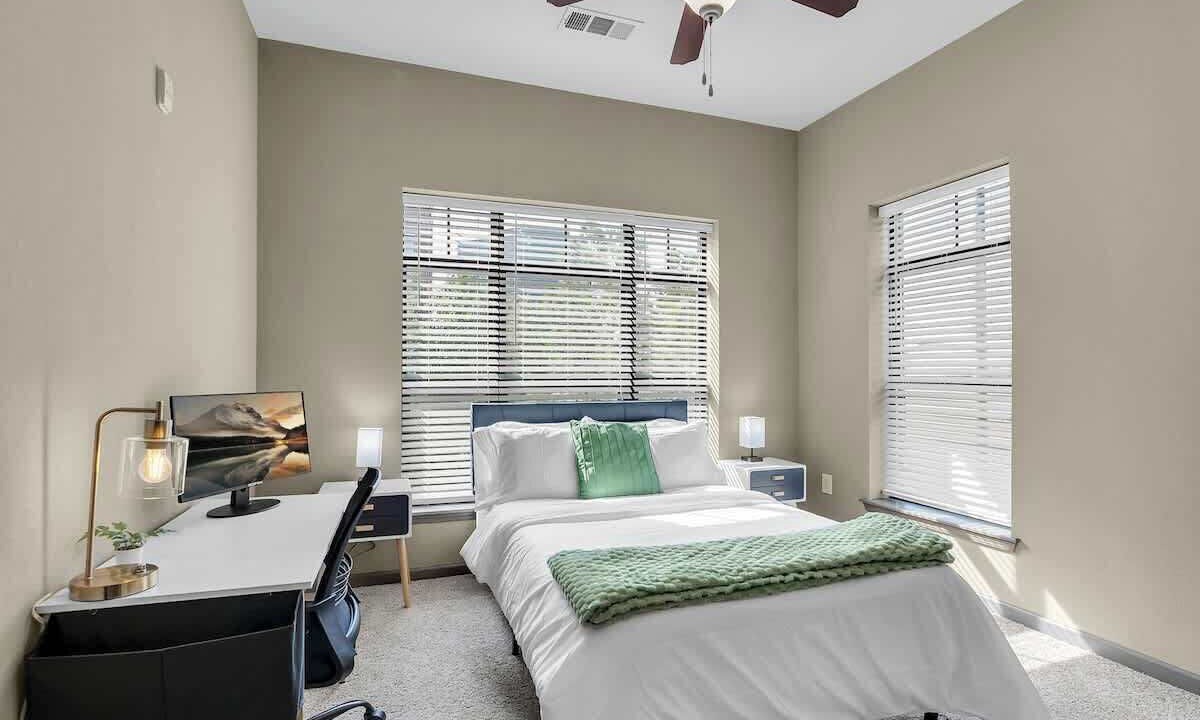 Photo of Bedroom in Brady Arts District