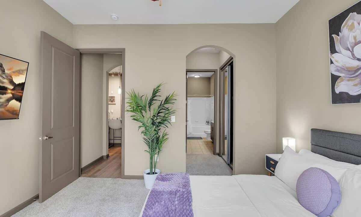 Photo of Bedroom in Brady Arts District