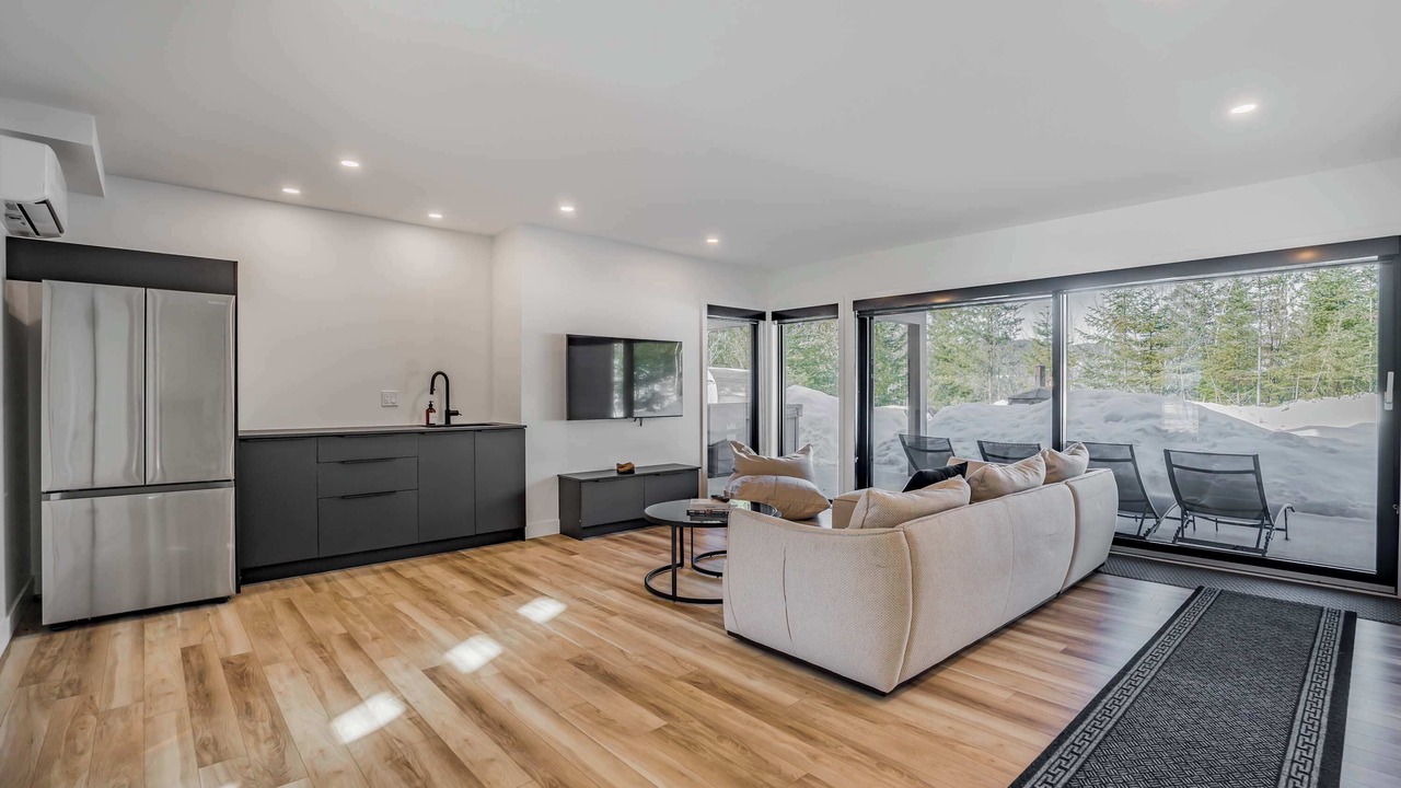 Photo of Livingroom in Saint Come