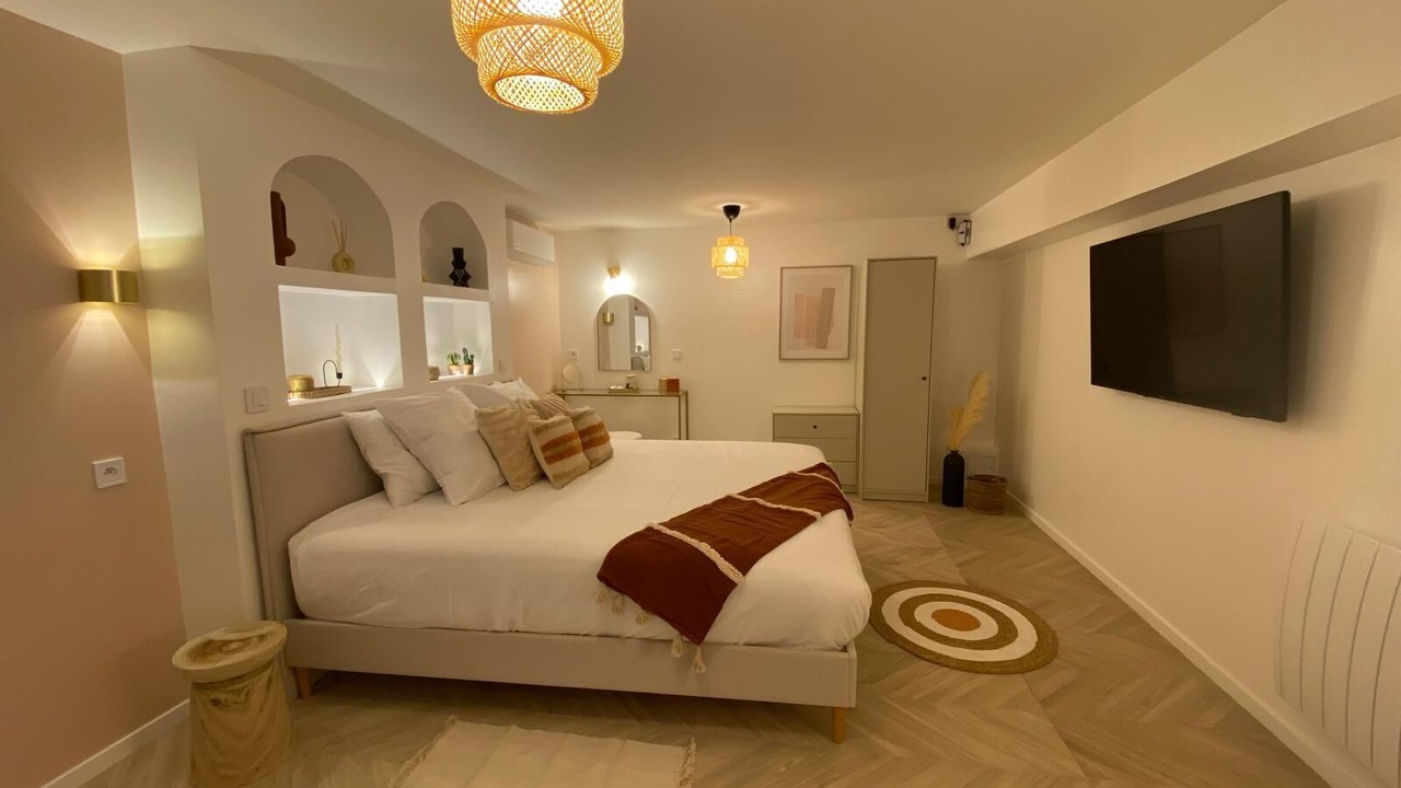 Photo of Bedroom in Blennes