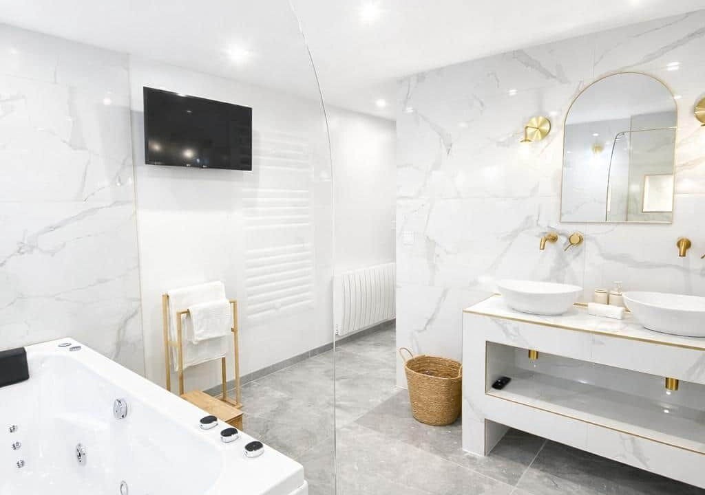 Photo of Bathroom in Blennes