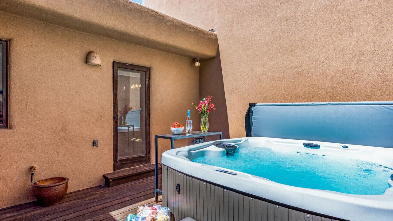 Photo of Patio Balcony in Northeast Santa Fe
