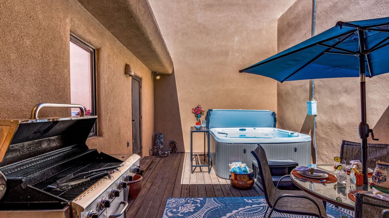 Photo of Outdoor in Northeast Santa Fe