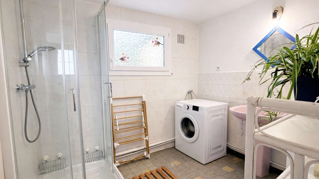 Photo of Bathroom in Saint-Sulpice-sur-Risle