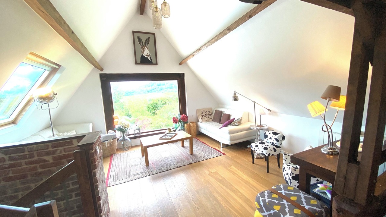 Photo of Livingroom in Camembert