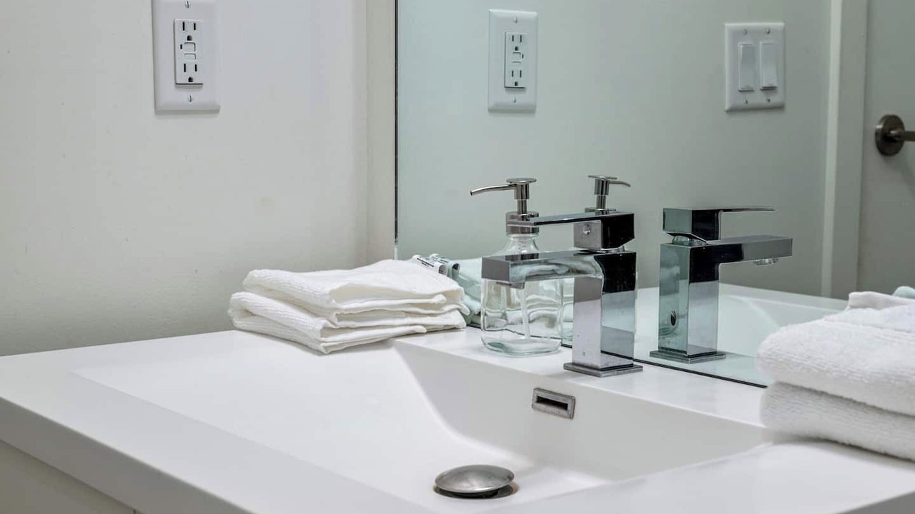 Photo of Bathroom in Connaught