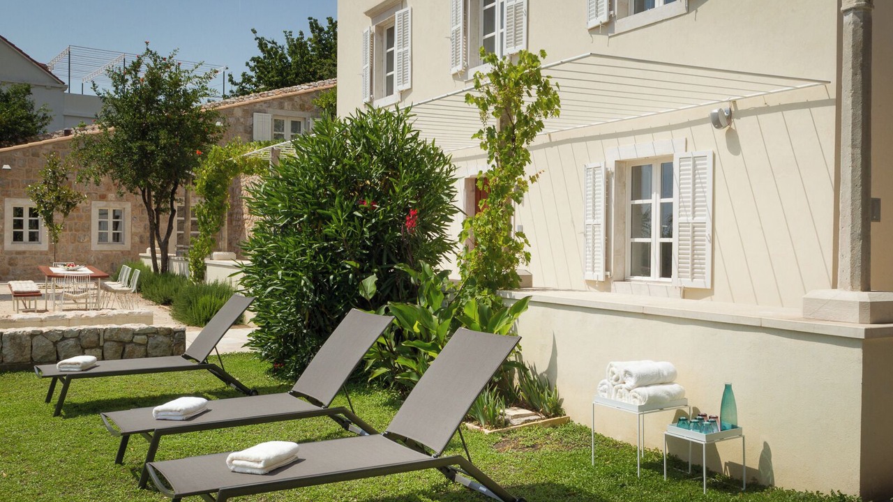 Photo of Patio Balcony in Pile