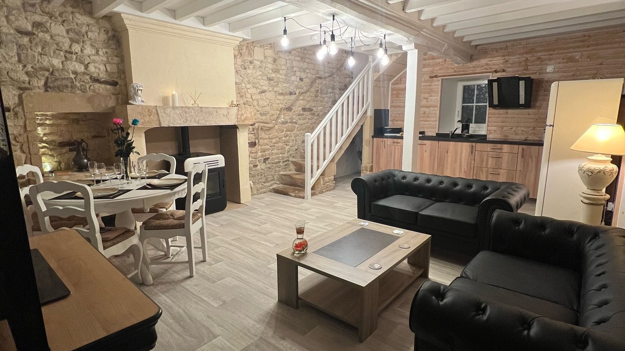Photo of Livingroom in Vieux