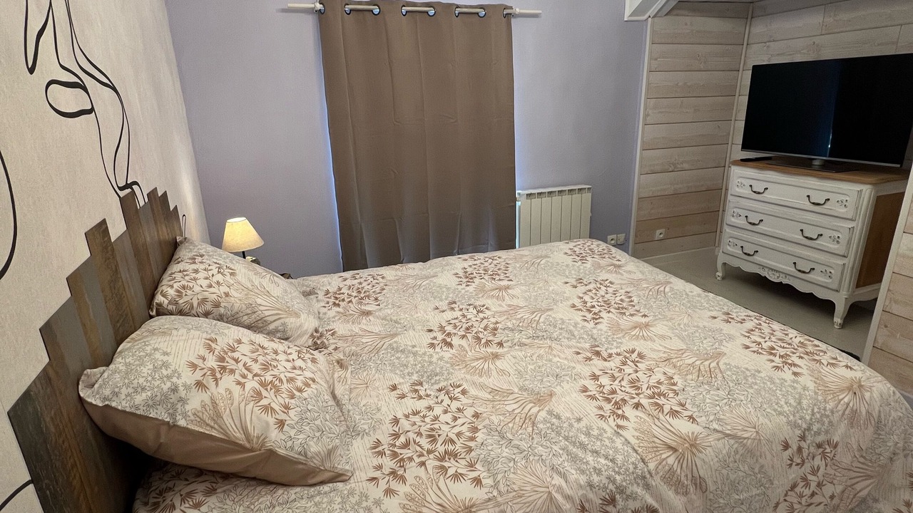 Photo of Bedroom in Vieux