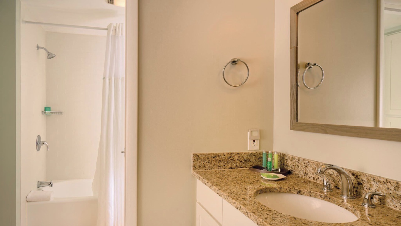 Photo of Bathroom in Waikoloa