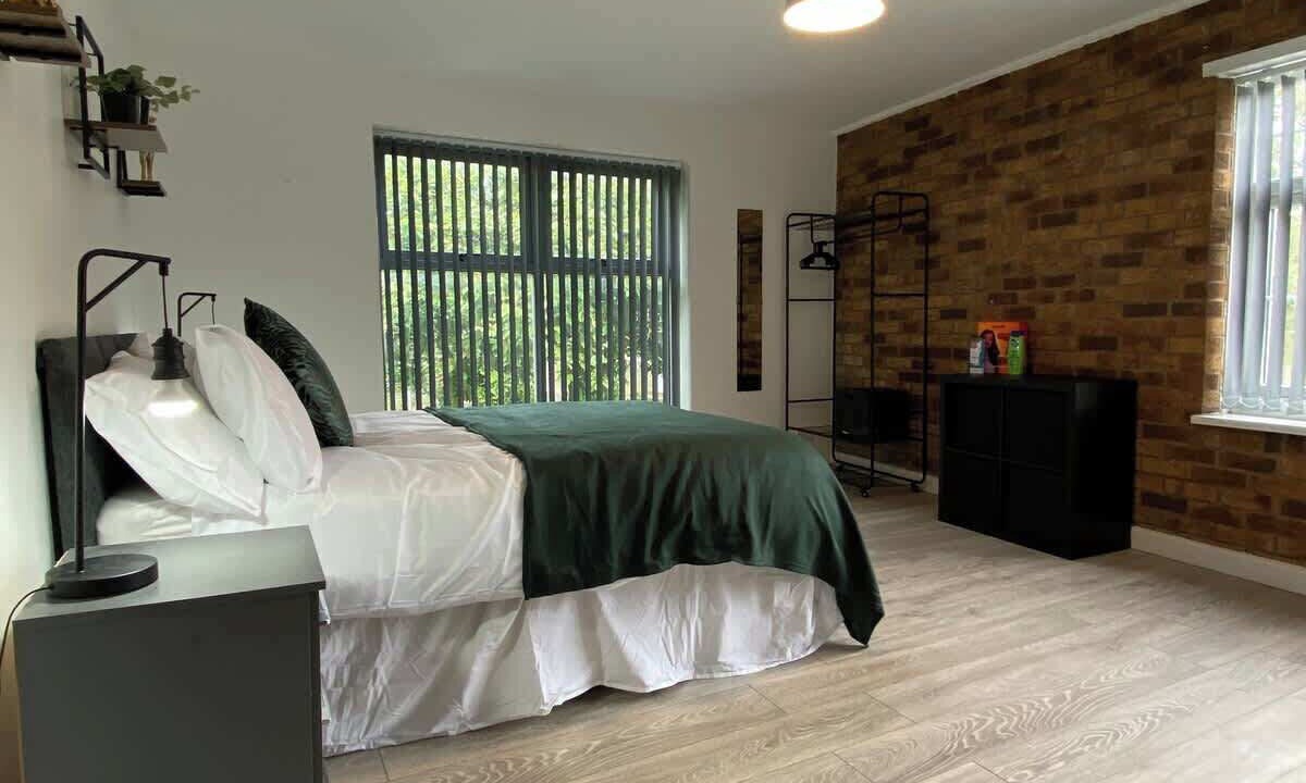 Photo of Others in Weston