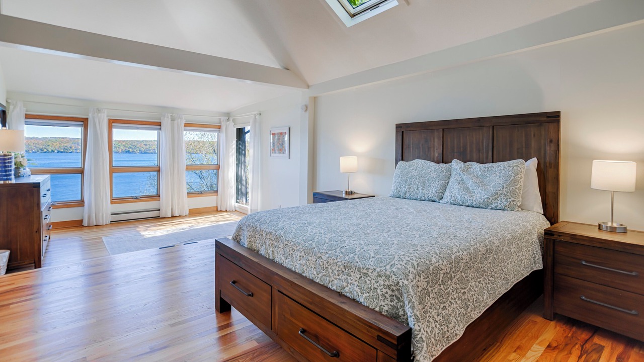 Photo of Bedroom in Canandaigua