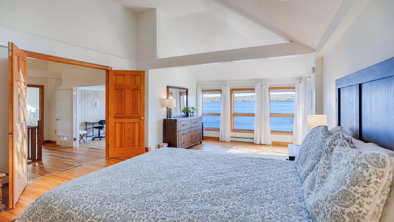 Photo of Bedroom in Canandaigua