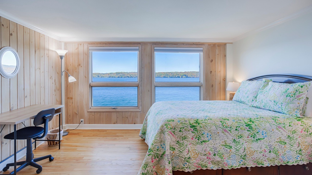 Photo of Bedroom in Canandaigua