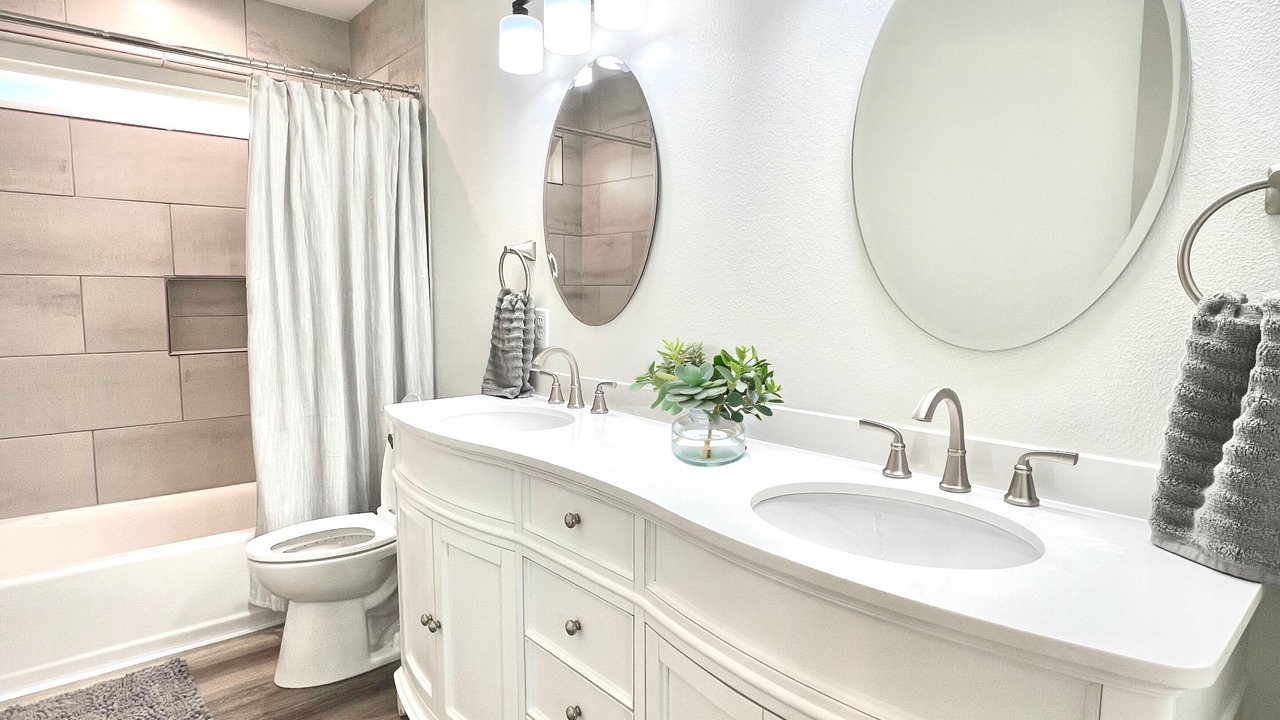 Photo of Bathroom in Brenham